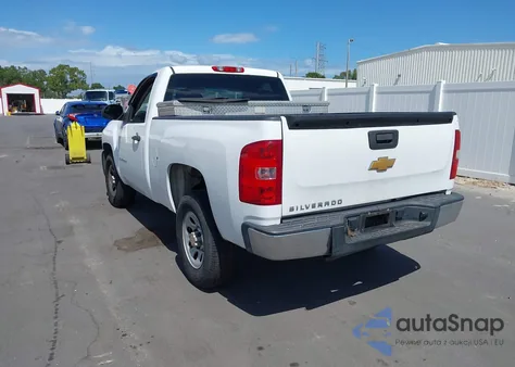 2013 Chevrolet Silverado 1500 Work Truck z USA, uszkodzony, nr VIN 1GCNCPEX3DZ402401